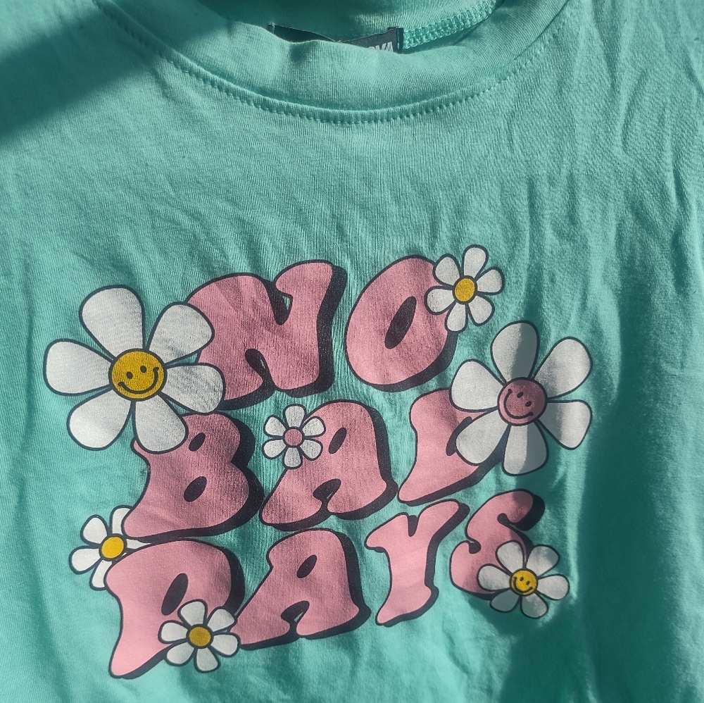 Cropped tee "No bad days" (L)